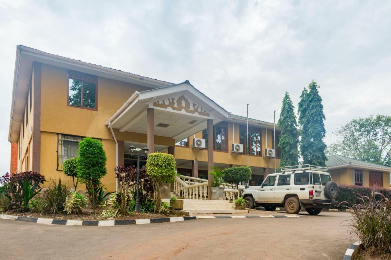 Kayegi Hotel Mbale Esterno foto