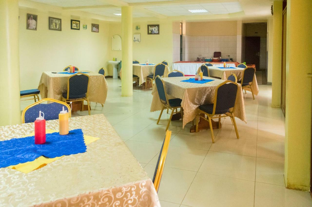 Kayegi Hotel Mbale Esterno foto